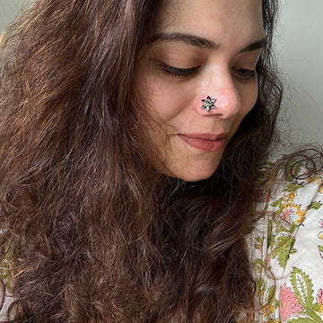 Black Marcasite Nose Pin